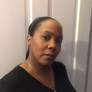 Meet your Posher, Yolanda